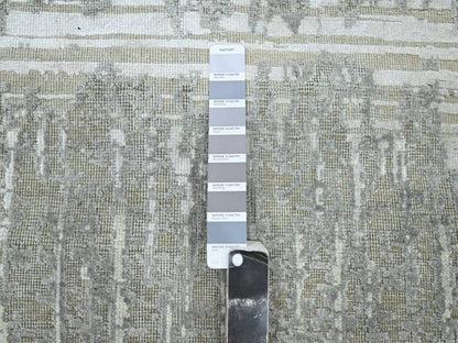 Modern / Contemporary hand-knotted wool/silk runner in Gray, 2'4" x 6' — SKU O075847 (view 4)