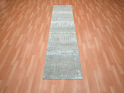 Modern / Contemporary hand-knotted wool/silk runner in Gray & Beige, Ivory, 2'5" x 8' — SKU O075849 (view 2)