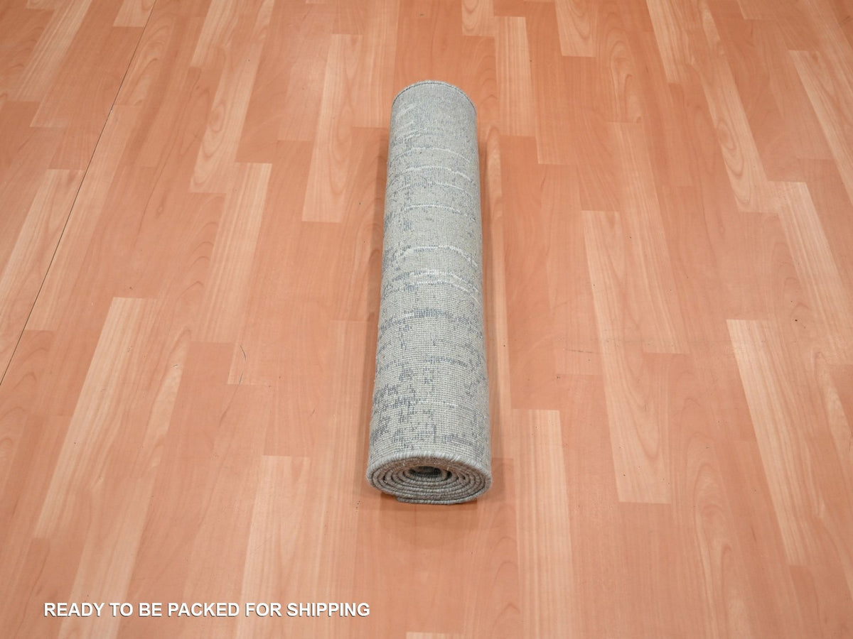 Modern / Contemporary hand-knotted wool/silk runner in Gray & Beige, Ivory, 2'5" x 8' — SKU O075849 (view 5)