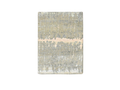 Modern / Contemporary hand-knotted wool/silk rug in Gray, 2' x 2'10" — SKU O075850