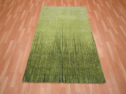 Green 4'1" x 6'3" Modern and Contemporary Hand knotted Wool Rug - Sku: O075860