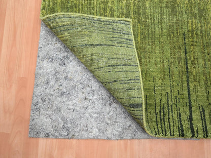 Green 4'1" x 6'3" Modern and Contemporary Hand knotted Wool Rug - Sku: O075860