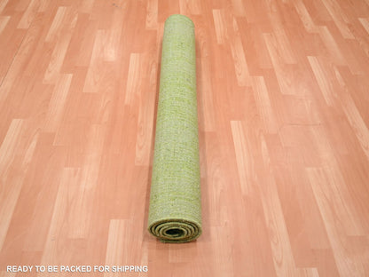 Green 4'1" x 6'3" Modern and Contemporary Hand knotted Wool Rug - Sku: O075860