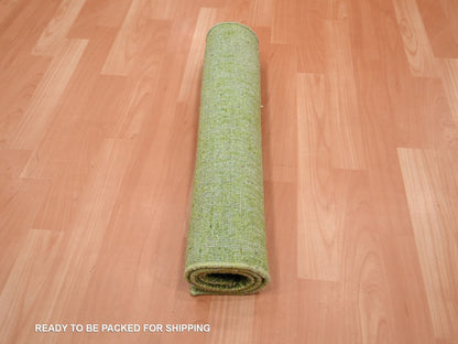 Green 2'1" x 3'2" Modern and Contemporary Hand knotted Wool Rug - Sku: O075862