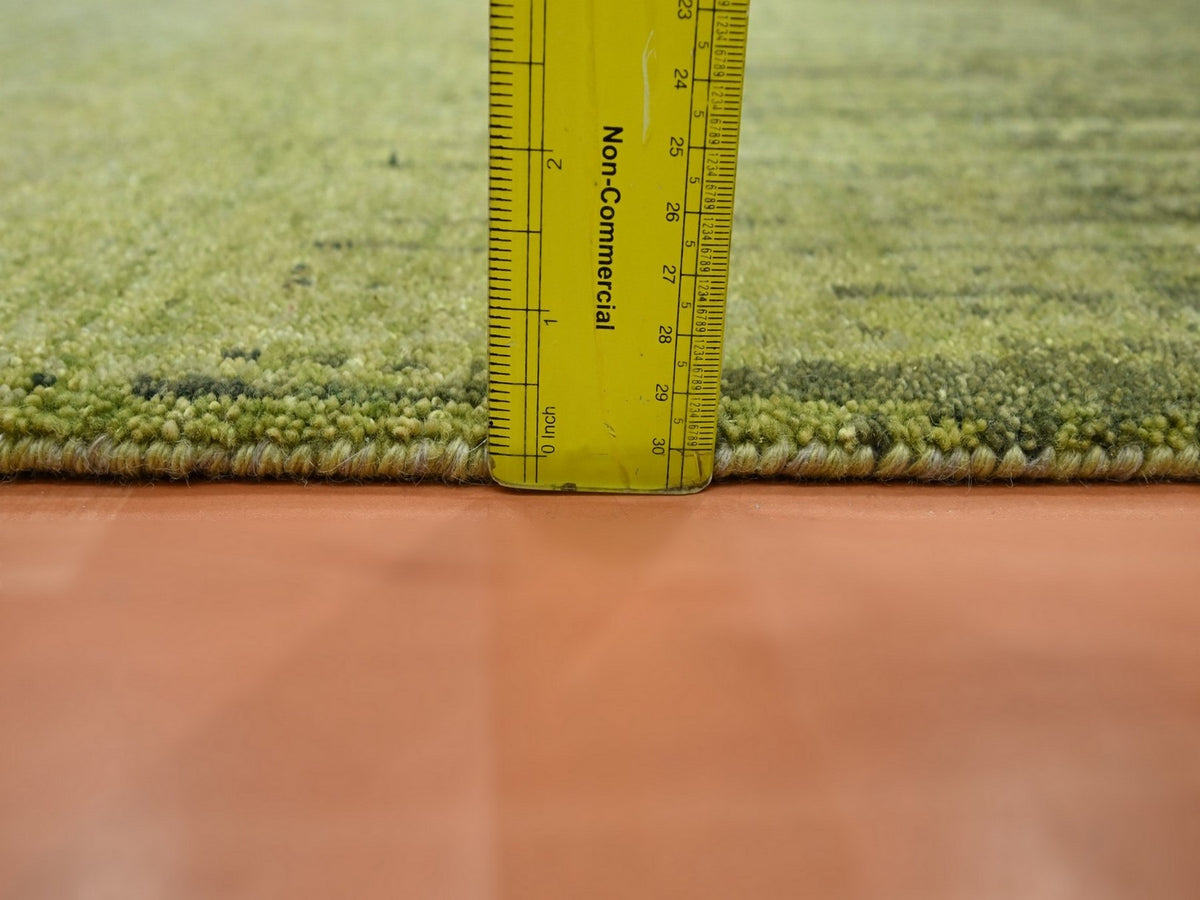 Modern / Contemporary hand-knotted wool rug in Green, 2'1" x 3'3" — SKU O075863 (view 3)