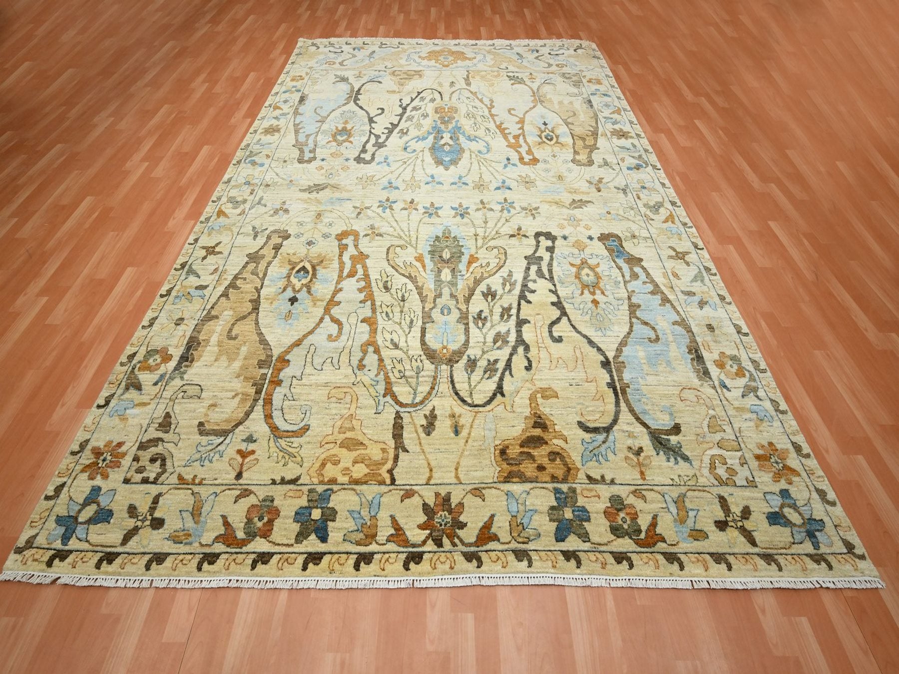 Beige 9'0" x 12'5" Fine Oriental Hand knotted Wool Rug - Sku: O075866