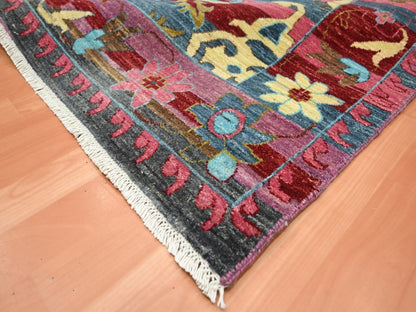 Fine Oriental hand-knotted wool rug in Pink, 9' x 11'9" — SKU O075870 (view 6)