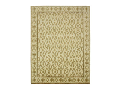 Modern / Contemporary hand-knotted wool rug in Ivory, 9'3" x 12'3" — SKU O075871