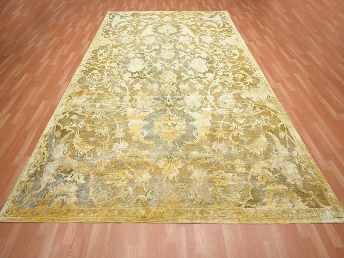 Silk hand-knotted silk rug in Yellow, 8'11" x 12'3" — SKU O075893 (view 2)
