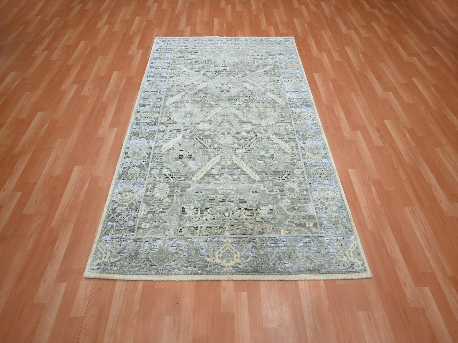 Oushak Oushak hand-knotted silk rug in Gray & Blue, 5'2" x 7'4" — SKU O075906 (view 2)