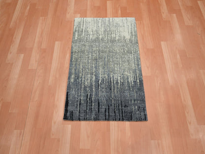 Modern / Contemporary hand-knotted wool rug in Gray, 2' x 3' — SKU O075913 (view 2)