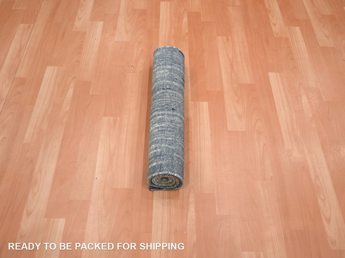 Modern / Contemporary hand-knotted wool rug in Gray, 2' x 3' — SKU O075913 (view 5)