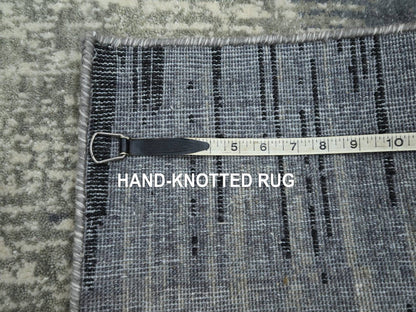 Modern / Contemporary hand-knotted wool rug in Gray, 2' x 3' — SKU O075914 (view 4)