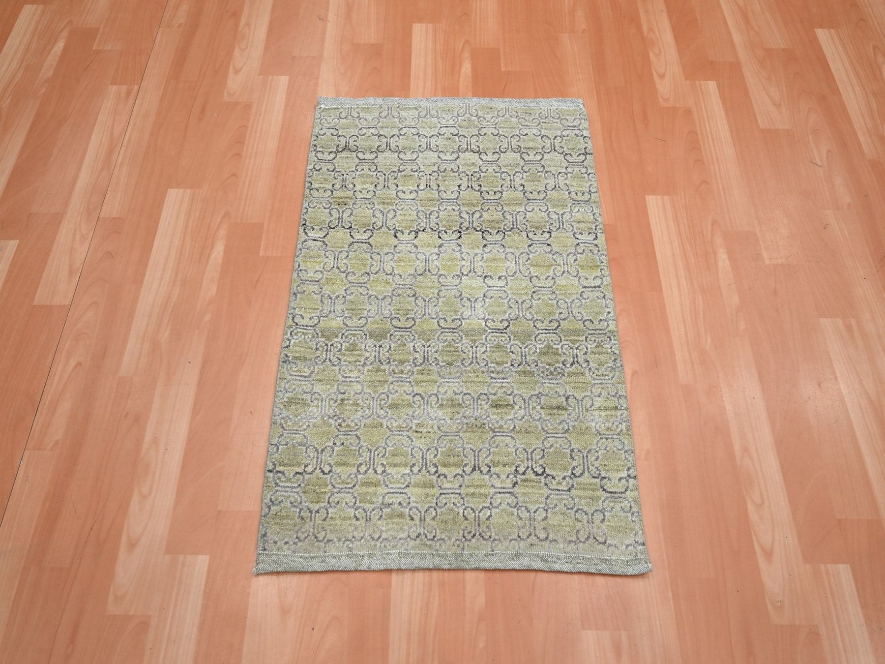 Green 2'0" x 3'0" Khotan and Samarkand Hand knotted Silk Rug - Sku: O075921