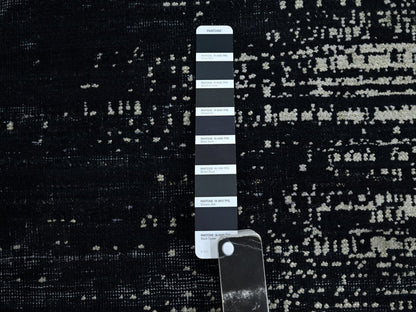 Black 11'9" x 15'0" Modern and Contemporary Hand knotted Wool Rug - Sku: O075927