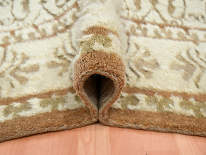 Fine Oriental hand-knotted wool rug in Ivory, 8'11" x 12'3" — SKU O075947 (view 5)
