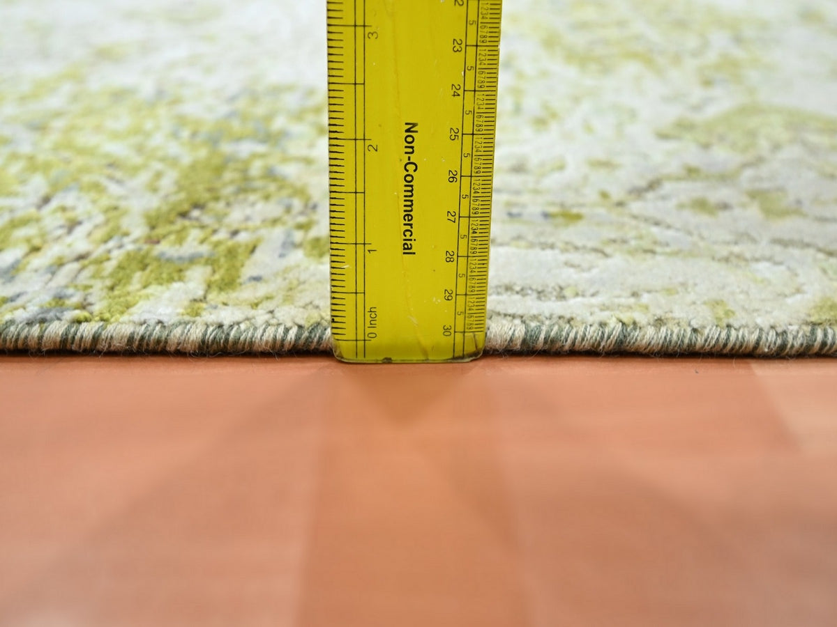 Oushak Oushak hand-knotted silk rug in Green, 2' x 3', SKU O075950 (view 3)