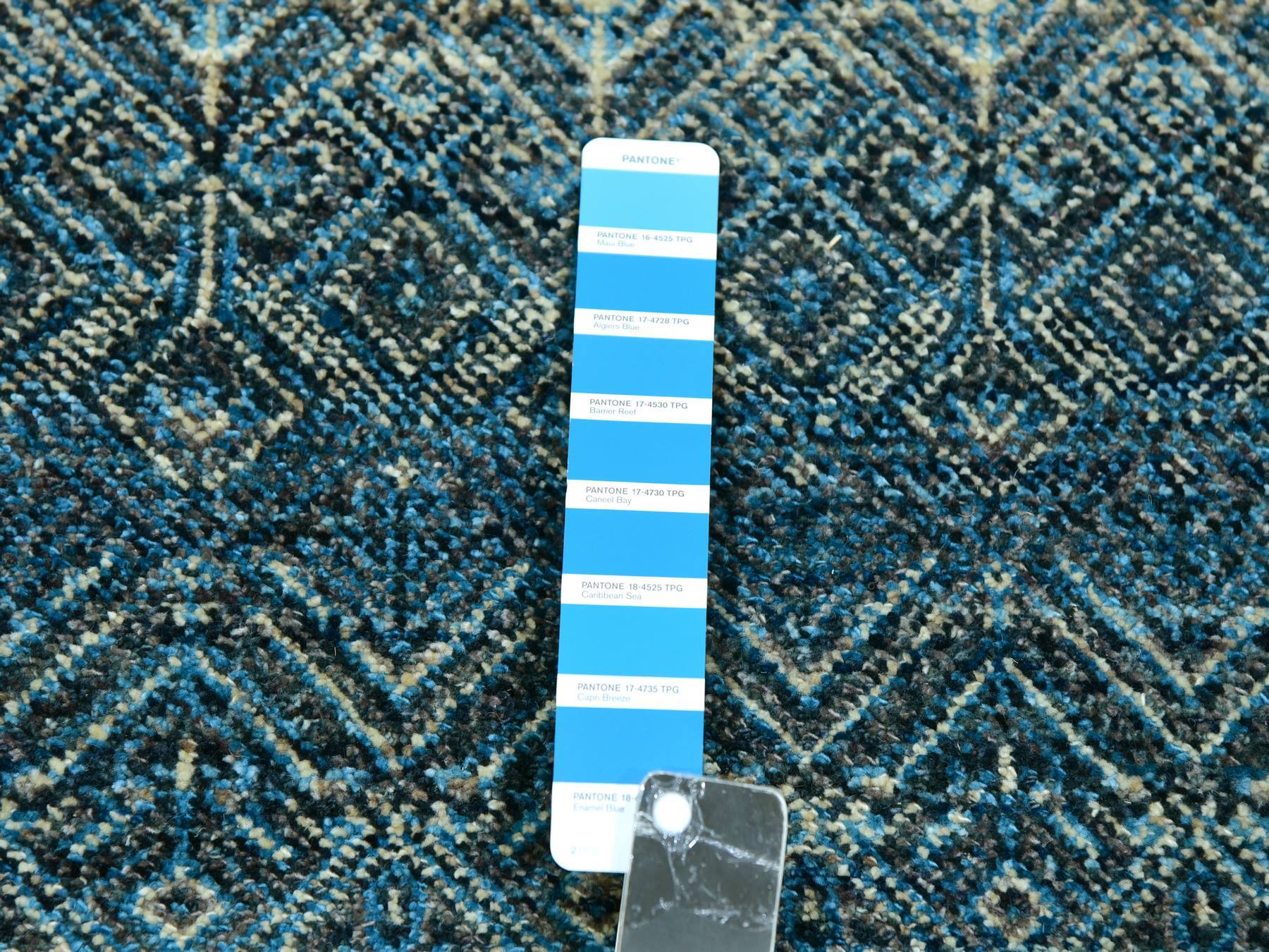 Modern / Contemporary hand-knotted wool runner in Blue, 2'8" x 8'1", SKU O076014
