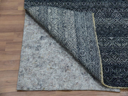 Grey 2'7" x 8'0" Modern / Contemporary Hand knotted Wool Rug - Sku: O076020
