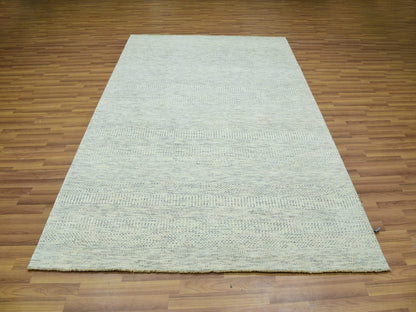 Ivory 6'0" x 9'0" Modern and Contemporary Hand knotted Wool Rug - Sku: O076025