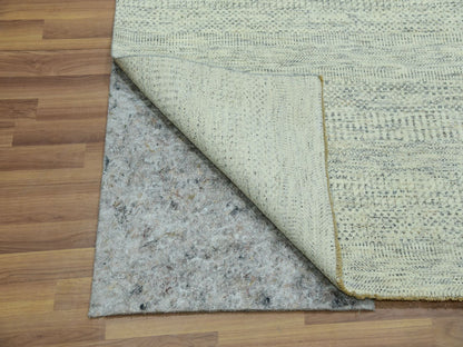 Ivory 6'0" x 9'0" Modern and Contemporary Hand knotted Wool Rug - Sku: O076025