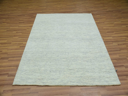 Ivory 5'4" x 7'1" Modern and Contemporary Hand knotted Wool Rug - Sku: O076026