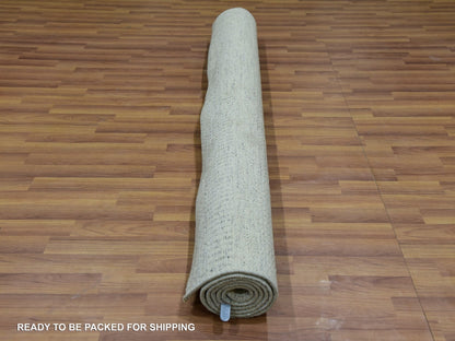 Ivory 5'4" x 7'1" Modern and Contemporary Hand knotted Wool Rug - Sku: O076026