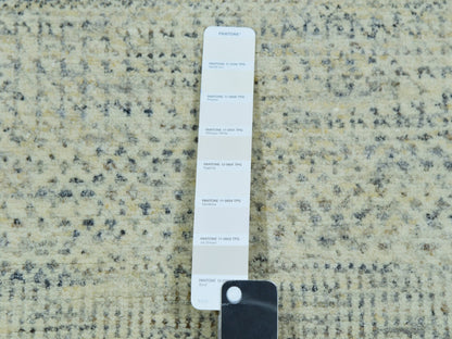 Ivory 2'6" x 29'9" Modern and Contemporary Hand knotted Wool Rug - Sku: O076030