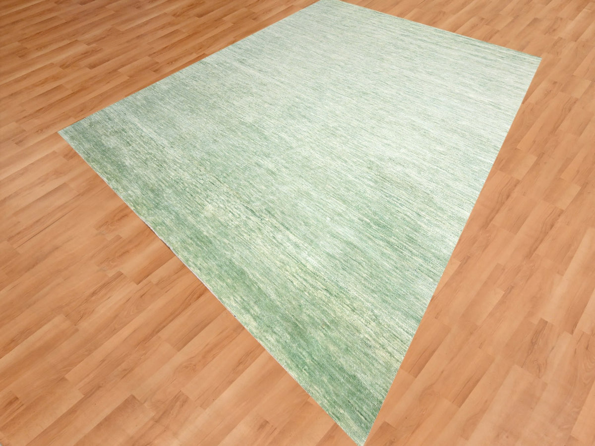 Modern / Contemporary hand-knotted wool rug in Green, 9'4" x 12'4", SKU O076080