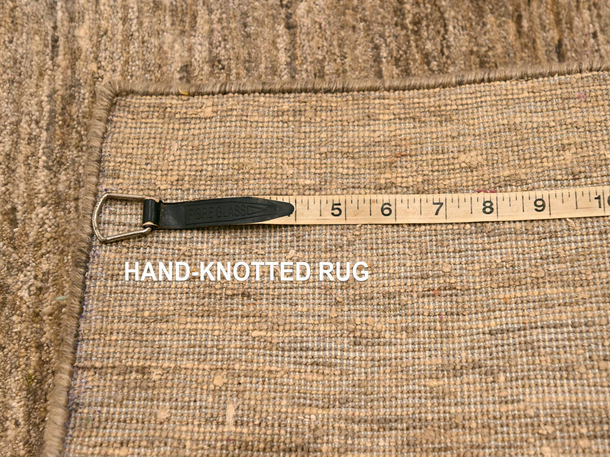 Modern / Contemporary hand-knotted silk rug in Brown, 2'0" x 3'0", SKU O076100