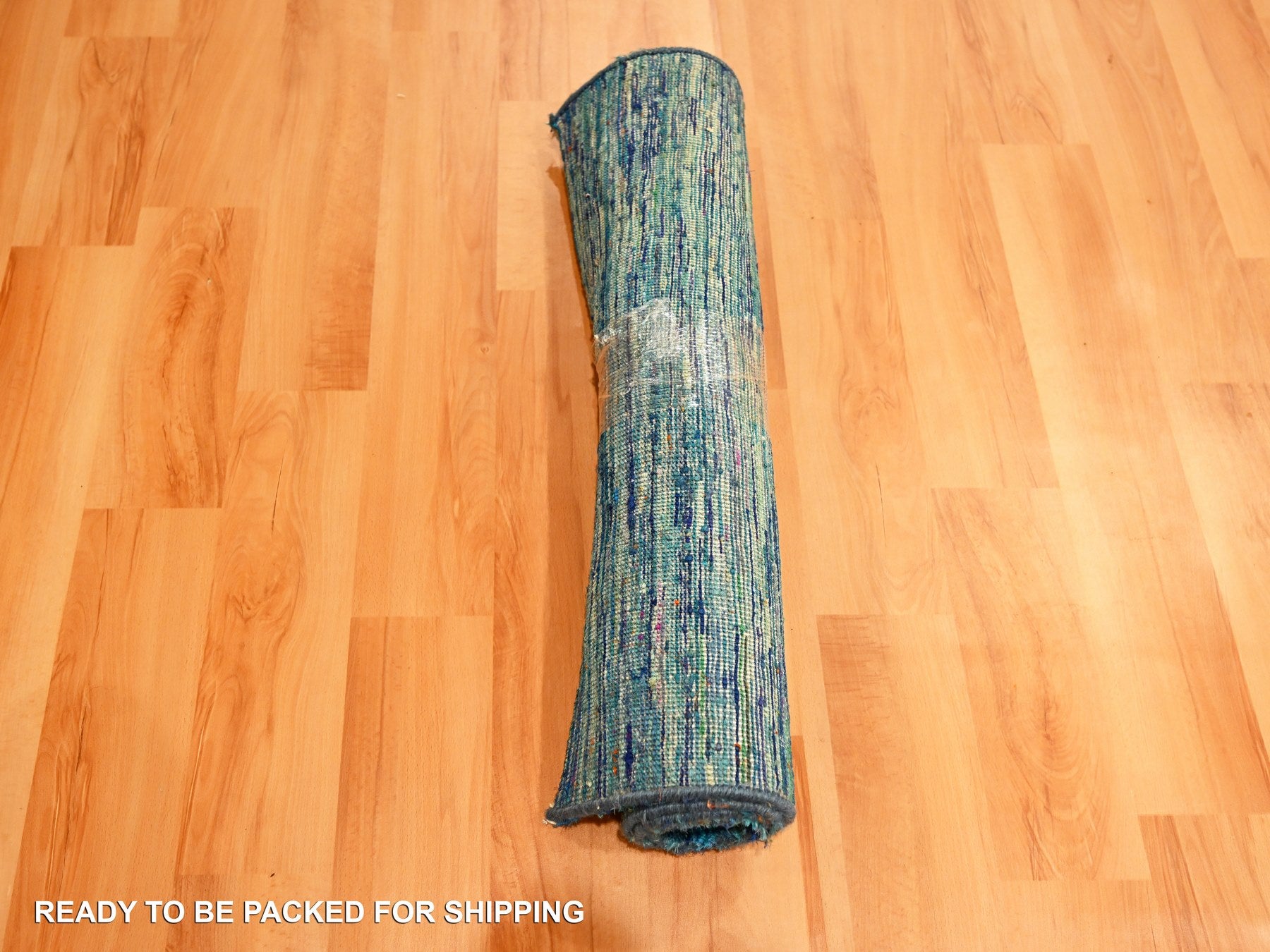Modern / Contemporary hand-knotted silk rug in Blue, 2'0" x 3'0", SKU O076103