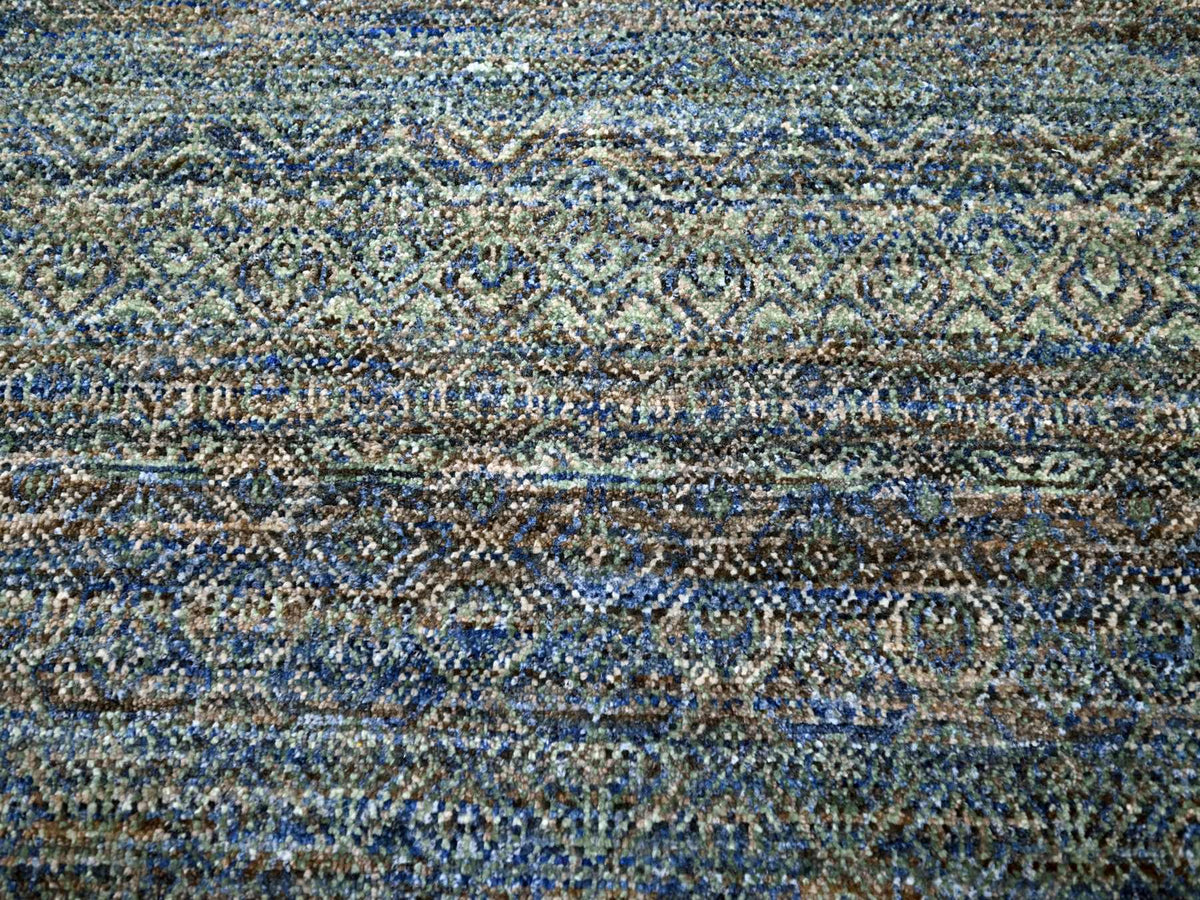 Modern / Contemporary hand-knotted wool rug in Blue, 9'0" x 11'10", SKU O076149