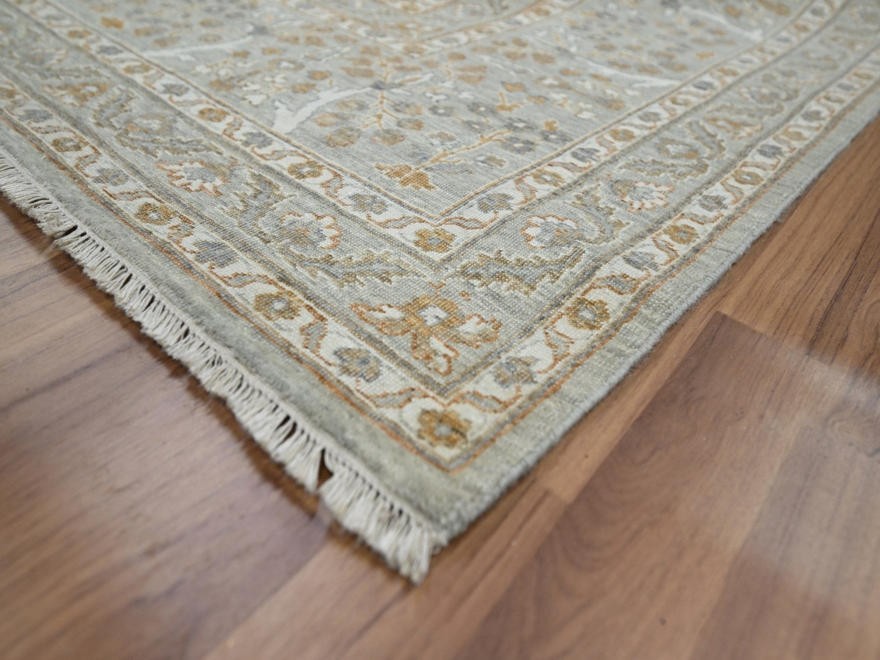 Fine Oriental hand-knotted wool rug in Gray, 9'2" x 12' — SKU O076160 (view 6)