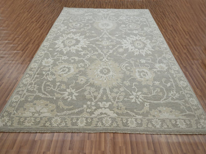 Mahal Oushak hand-knotted wool rug in Gray, 9'1" x 12'3" — SKU O076163 (view 2)
