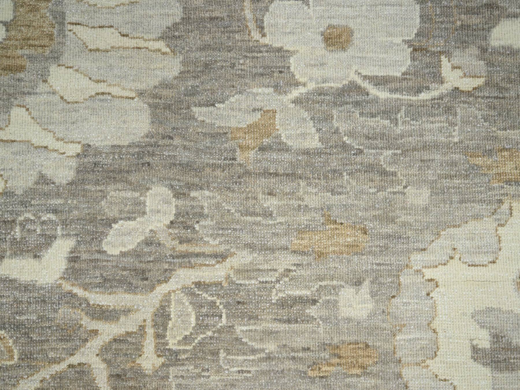 Mahal Oushak hand-knotted wool rug in Gray, 8'11" x 11'10" — SKU O076164 (view 8)