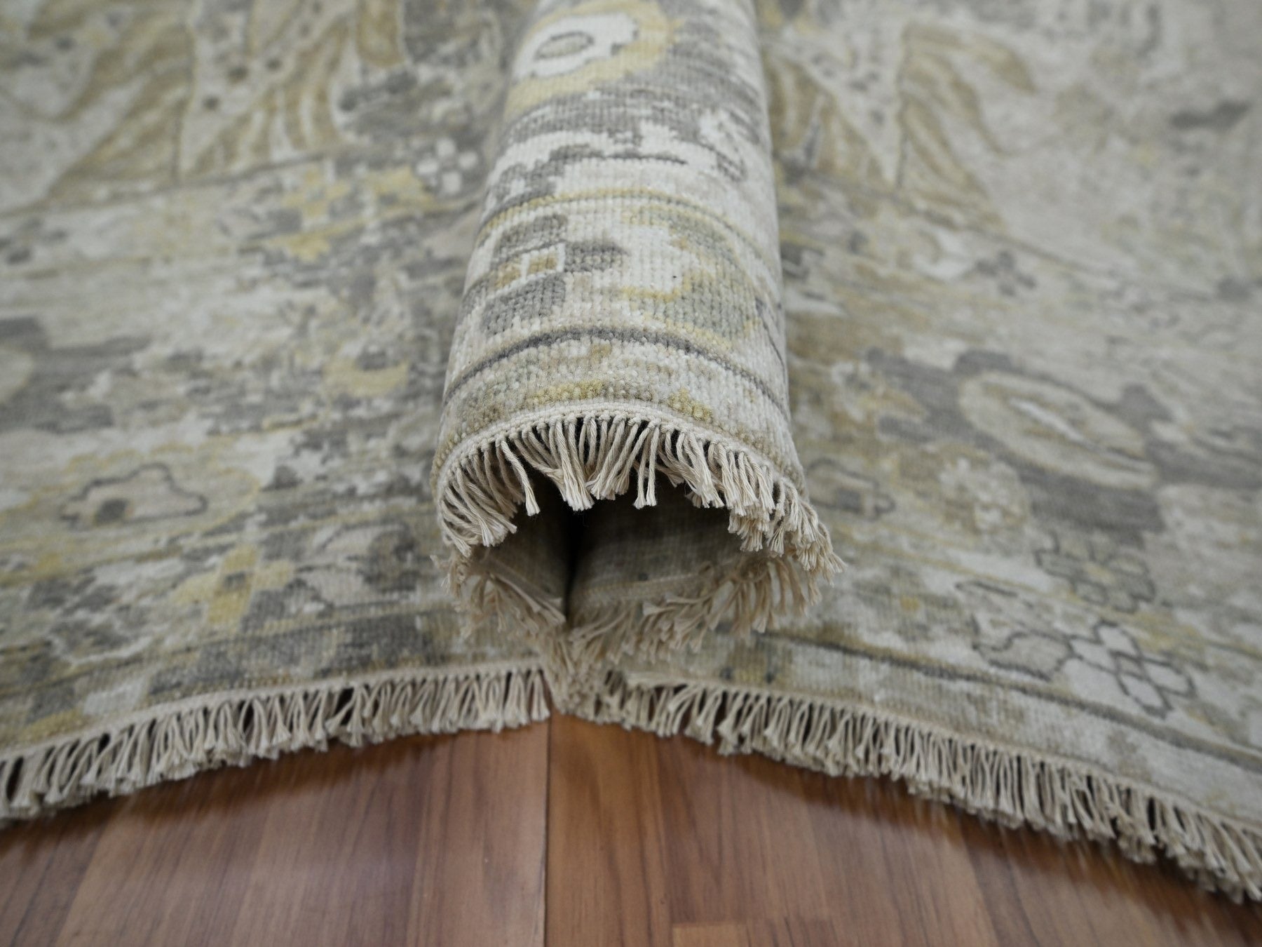 Sultanabad Oushak hand-knotted wool rug in Gray, 9'2" x 12'5" — SKU O076169 (view 5)