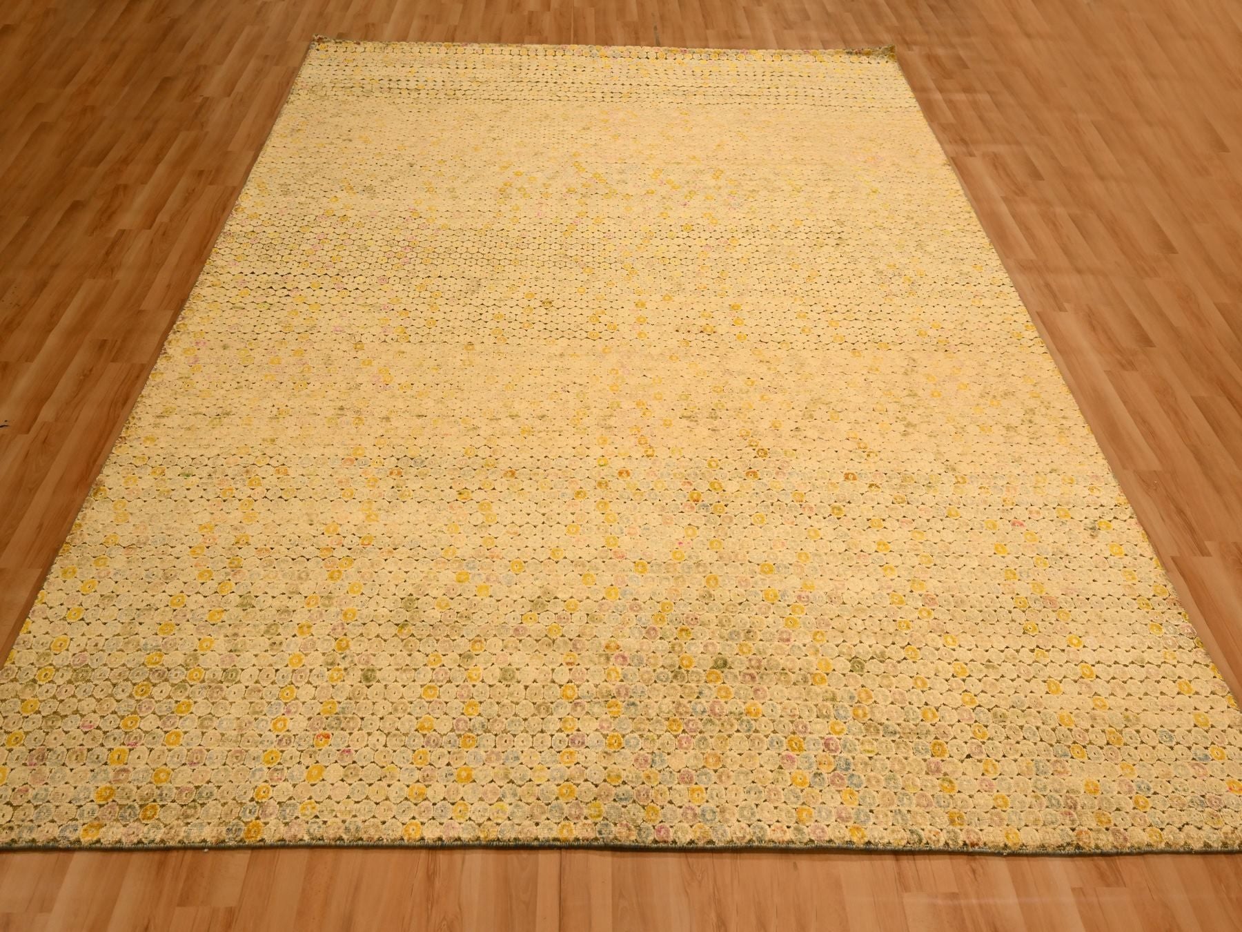 Beige 8'1" x 10'1" Modern and Contemporary Hand knotted Wool/Silk Rug - Sku: O076184
