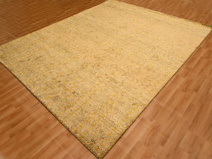 Modern / Contemporary hand-knotted wool/sari silk rug in Beige, 8'1" x 10'1" — SKU O076184 (view 3)