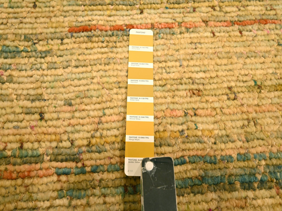Modern / Contemporary hand-knotted wool/sari silk rug in Yellow, 8' x 10'3" — SKU O076190 (view 7)