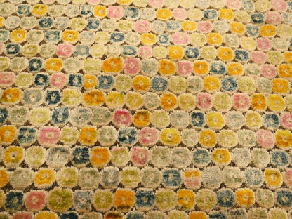 Modern / Contemporary hand-knotted sari silk rug in Yellow, 8'10" x 12'2" — SKU O076201 (view 8)
