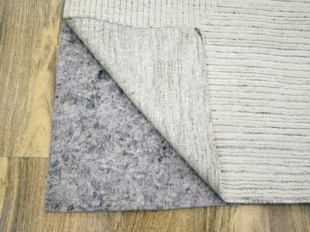 Modern / Contemporary hand-knotted wool rug in Ivory, 9' x 12' — SKU O076215 (view 4)