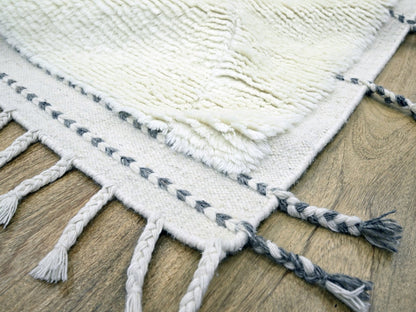 Ivory 9'1" x 12'3" Modern and Contemporary Hand knotted Wool Rug - Sku: O076219