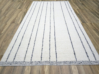 Modern / Contemporary hand-knotted wool rug in Ivory, 9'3" x 12'1" — SKU O076220 (view 2)