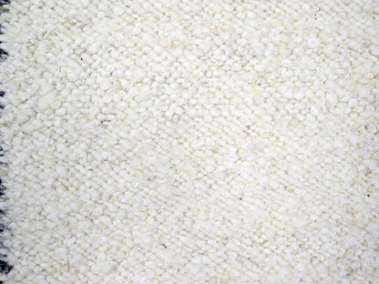 Modern / Contemporary hand-knotted wool rug in Ivory, 9'3" x 12'1" — SKU O076220 (view 8)