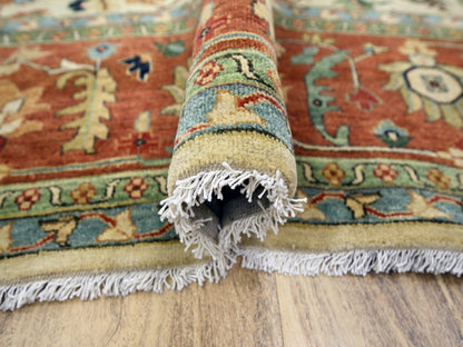 Ivory 9'11" x 14'3" Heriz Hand knotted Wool Rug - Sku: O076223