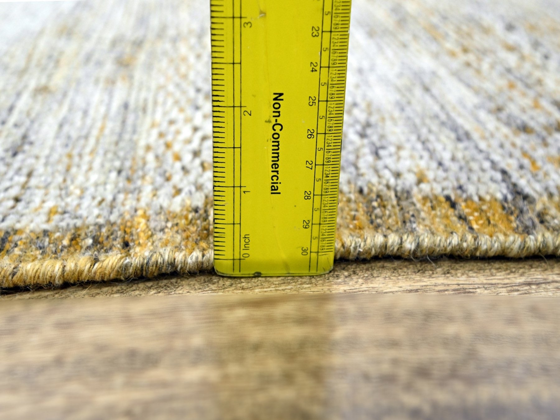 Modern / Contemporary hand-knotted wool runner in Yellow, 2'7" x 8'2" — SKU O076249 (view 6)