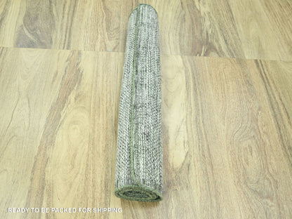 Green 2'6" x 8'0" Modern / Contemporary Hand knotted Wool Rug - Sku: O076252