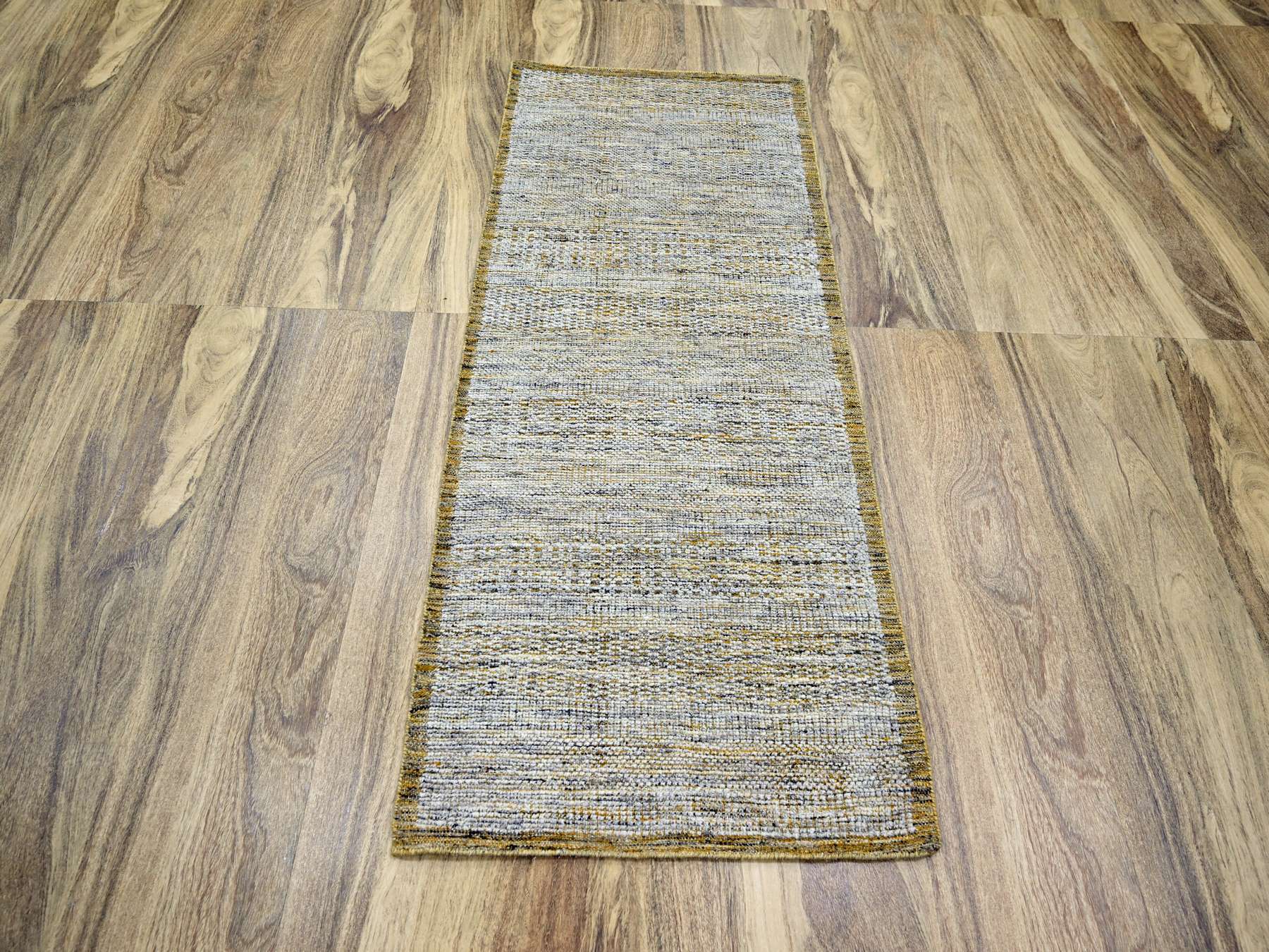 Modern / Contemporary hand-knotted wool runner in Yellow, 2'8" x 6' — SKU O076272 (view 2)