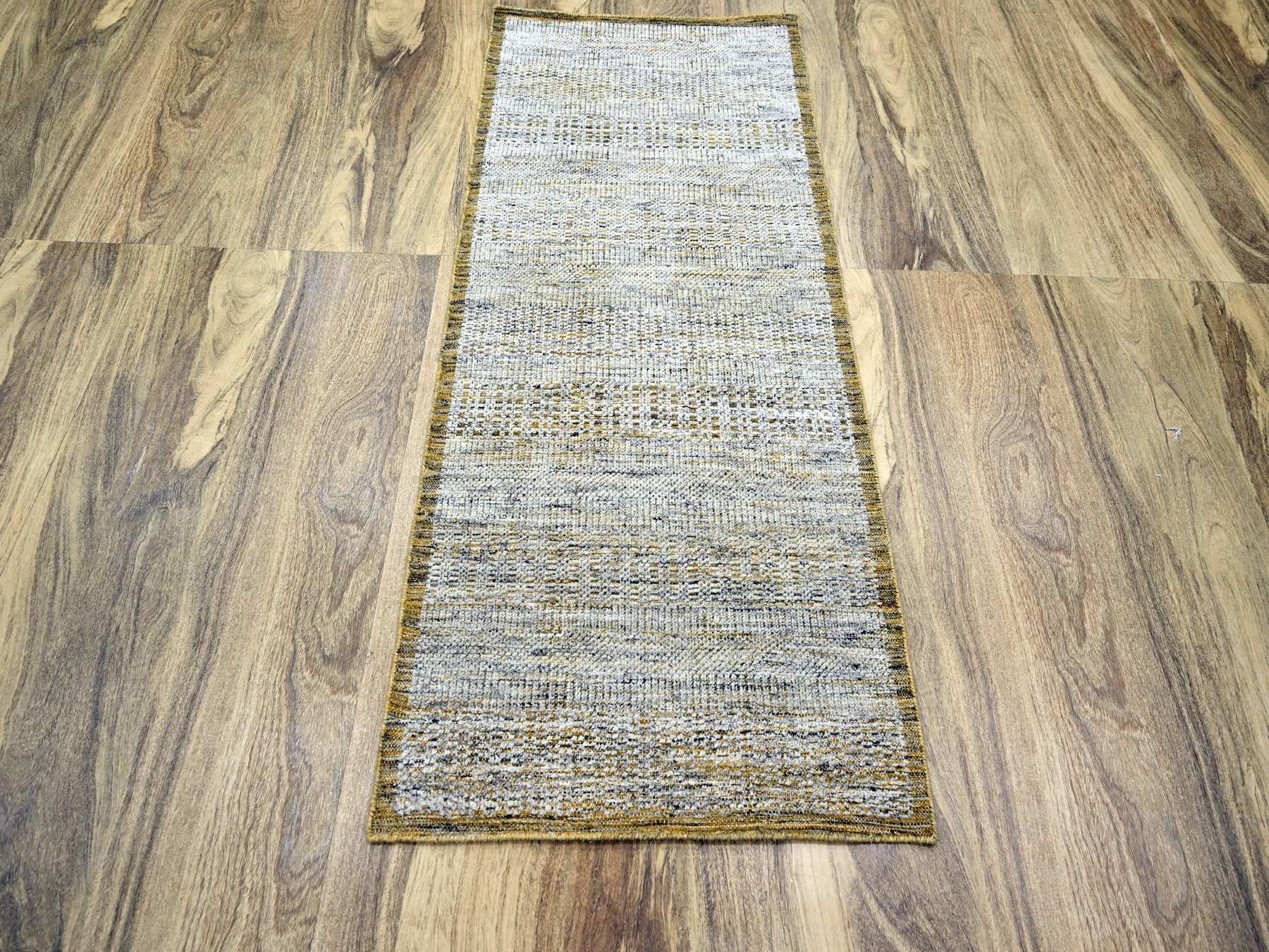 Modern / Contemporary hand-knotted wool runner in Yellow, 2'8" x 6' — SKU O076274 (view 2)
