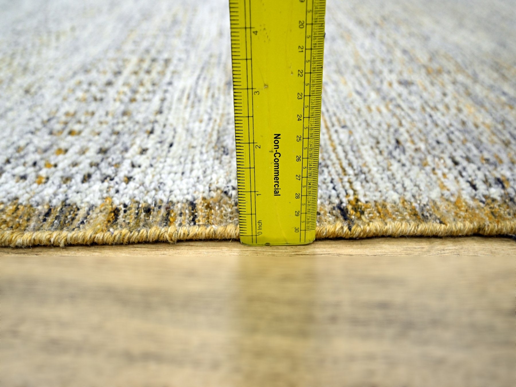 Modern / Contemporary hand-knotted wool runner in Yellow, 2'8" x 6' — SKU O076274 (view 6)